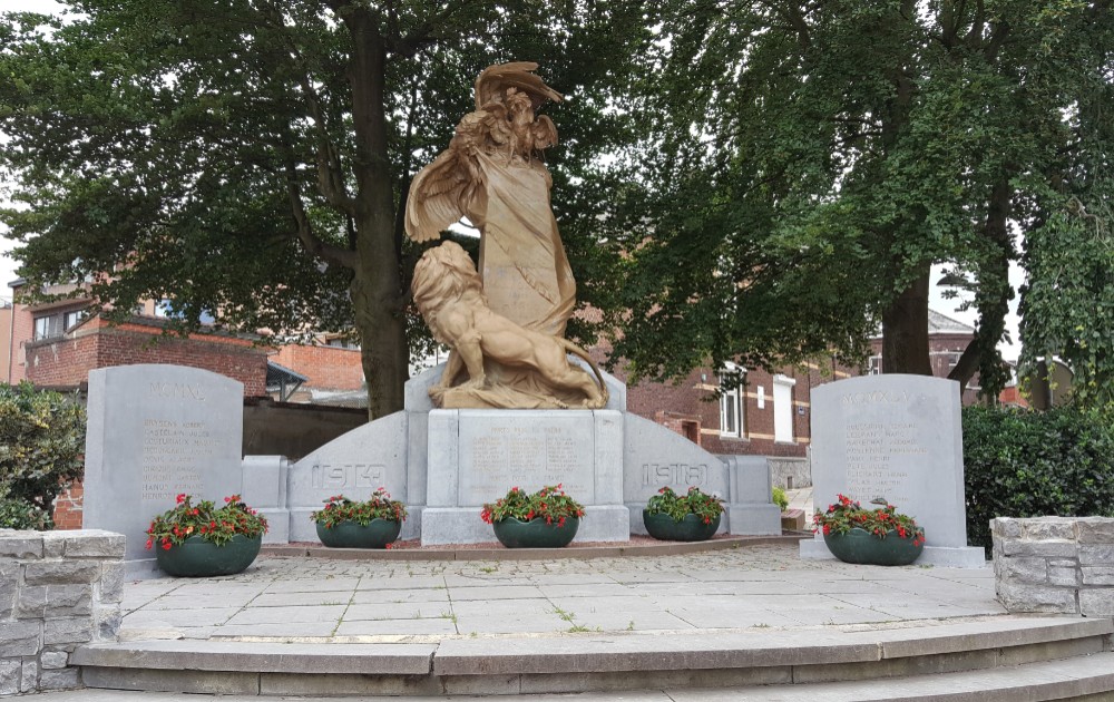 nettoyage-monument-en-pierre-bleue